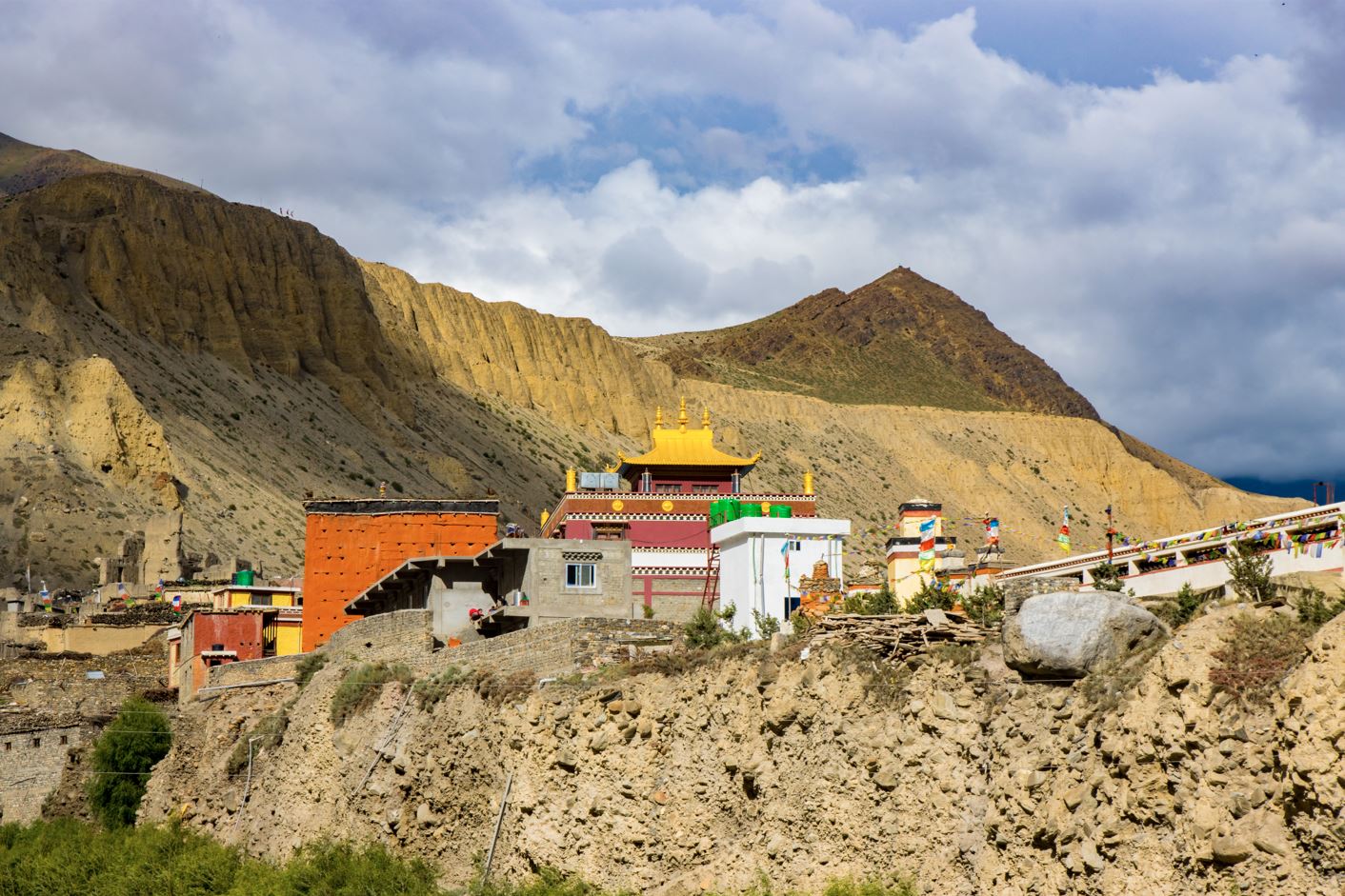 Lower Mustang Trek - High Five Treks Nepal